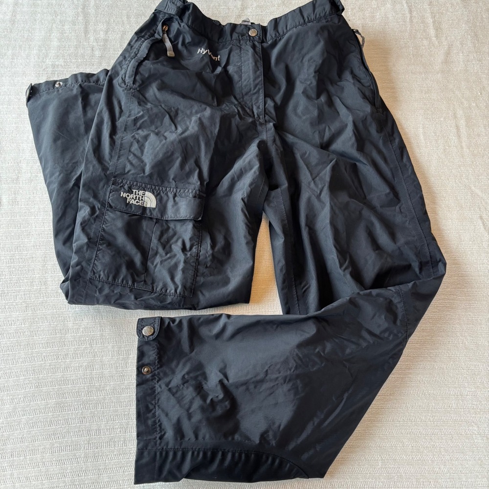 The North Face HyVent Black Waterproof Rain Hiking Pants Womens Medium Cargo